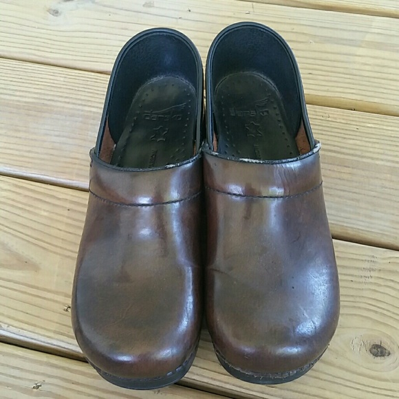 dansko shoes size 40